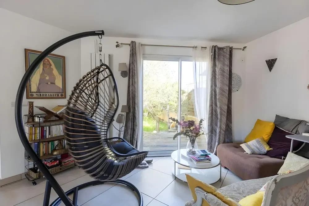 Trackside Retreat - Ideal Base in Le Mans - Photo 1