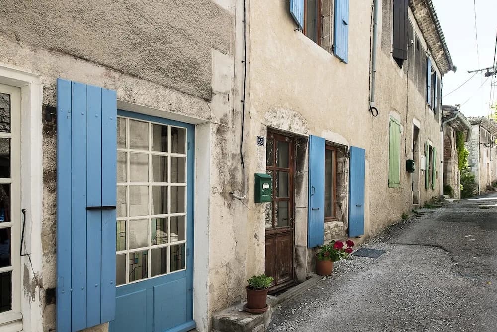 Les Hirondelles - Photo 1