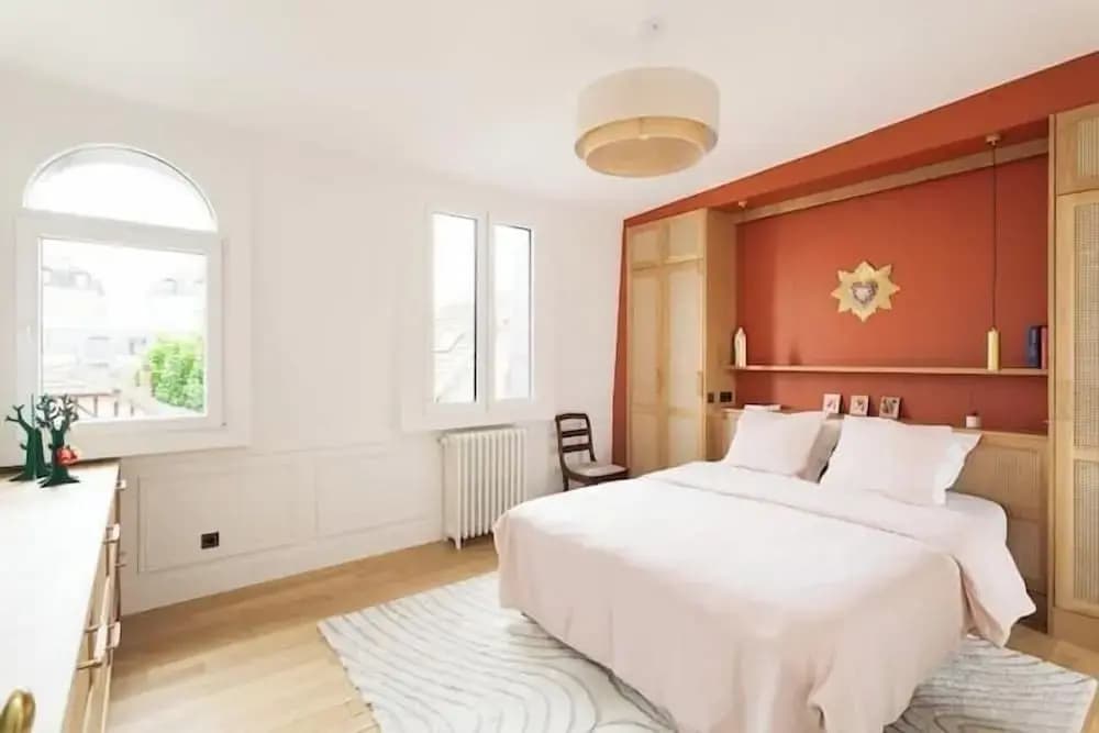 Paris Agnette Garden House - Photo 2