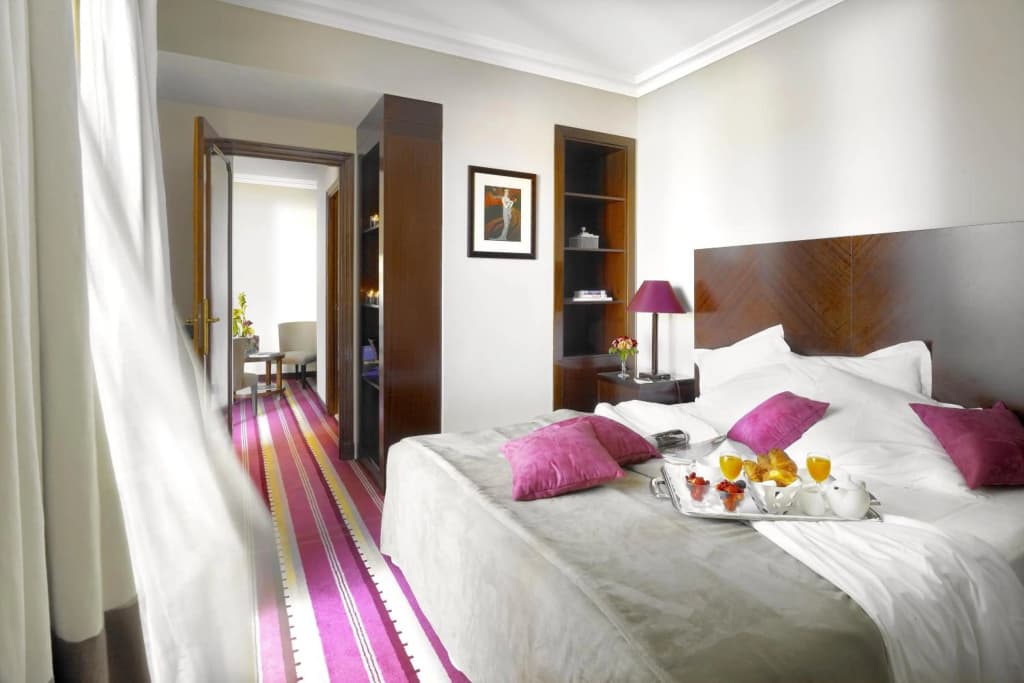 Hotel Juana - Photo 3