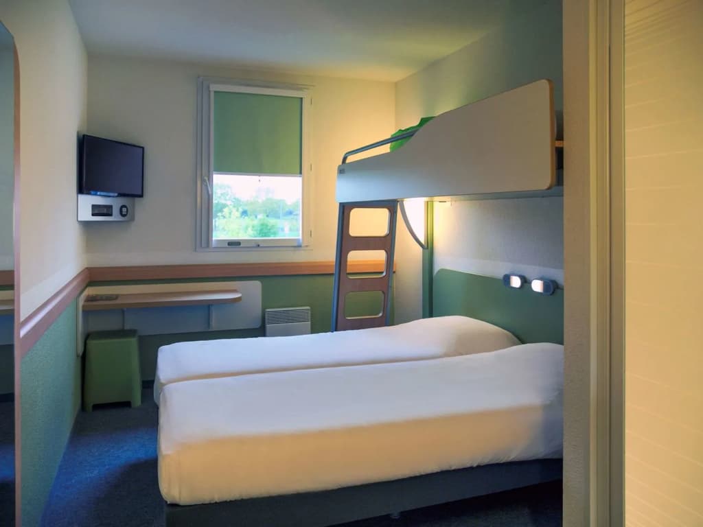Ibis Budget Niort Est La Crèche - Photo 3