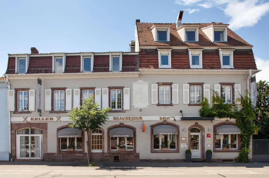 Logis Hôtel Beauséjour Colmar - Photo 1
