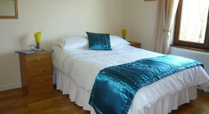 Lakeside Bed and Breakfast - Photo 2