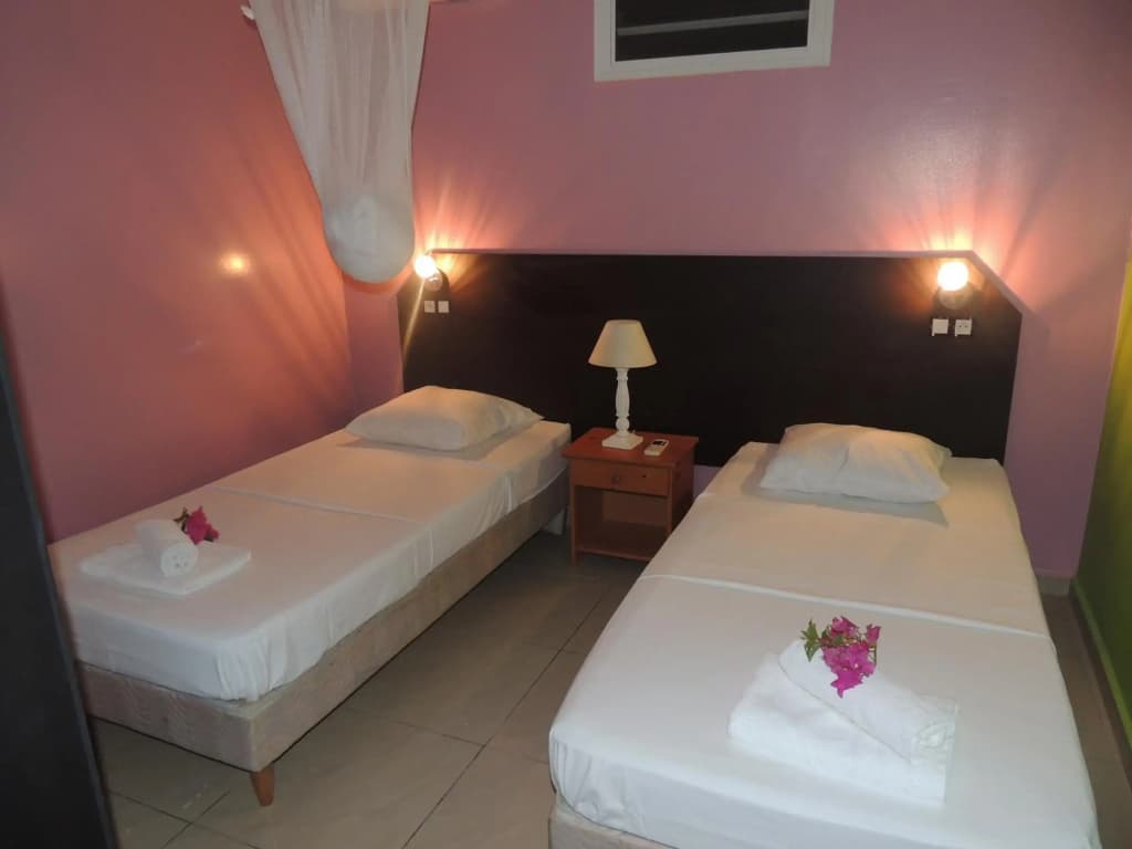 Appartement de 3 chambres avec piscine partagee jardin clos et wifi a Bouillante a 1 km de la plage - Photo 2
