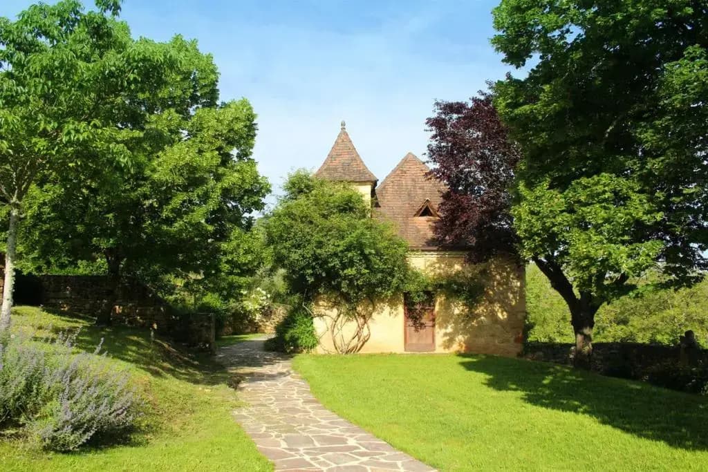 Maison de 4 chambres avec piscine partagee et jardin amenage a Saint Cybranet - Miniature 8