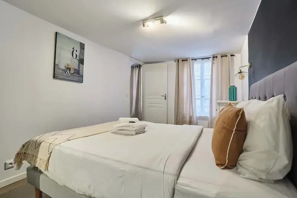 Apartment in the Heart of Paris 4 People - Photo 2