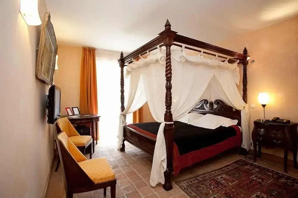 Logis Hôtel les Hauts de St Maure - Photo 2