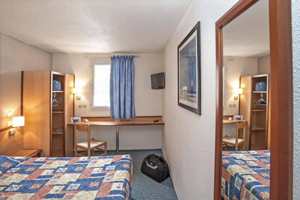 Brit Hotel Essentiel Millau - Photo 2