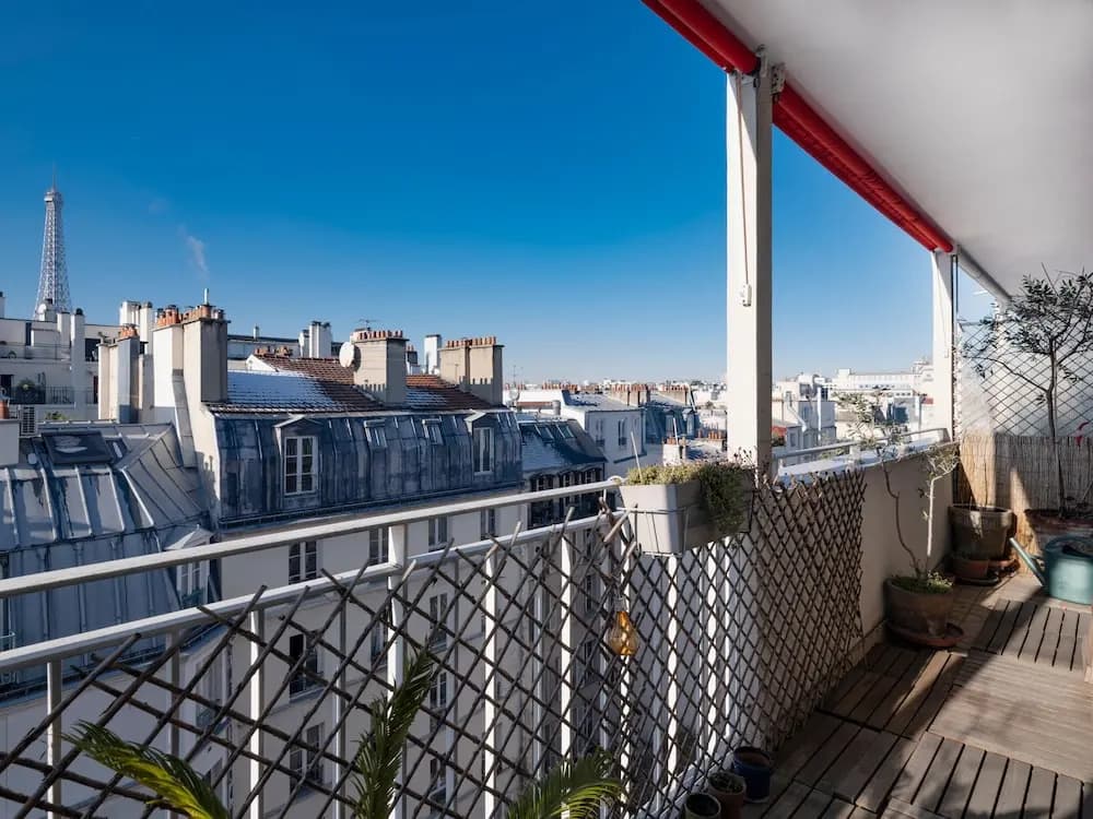 Eiffel Tower Design Residence - Miniature 8