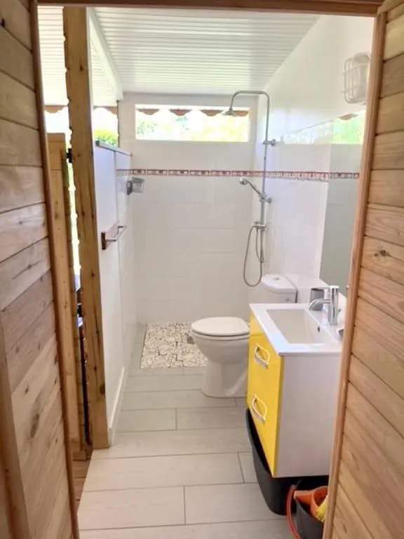 Bungalow d'une chambre avec piscine partagee jardin clos et wifi a Le Gosier a 1 km de la plage - Photo 3