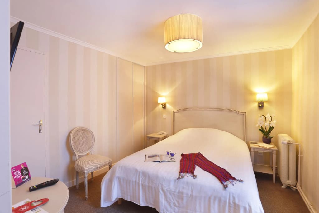 Hostellerie des Trois Pigeons - Photo 4