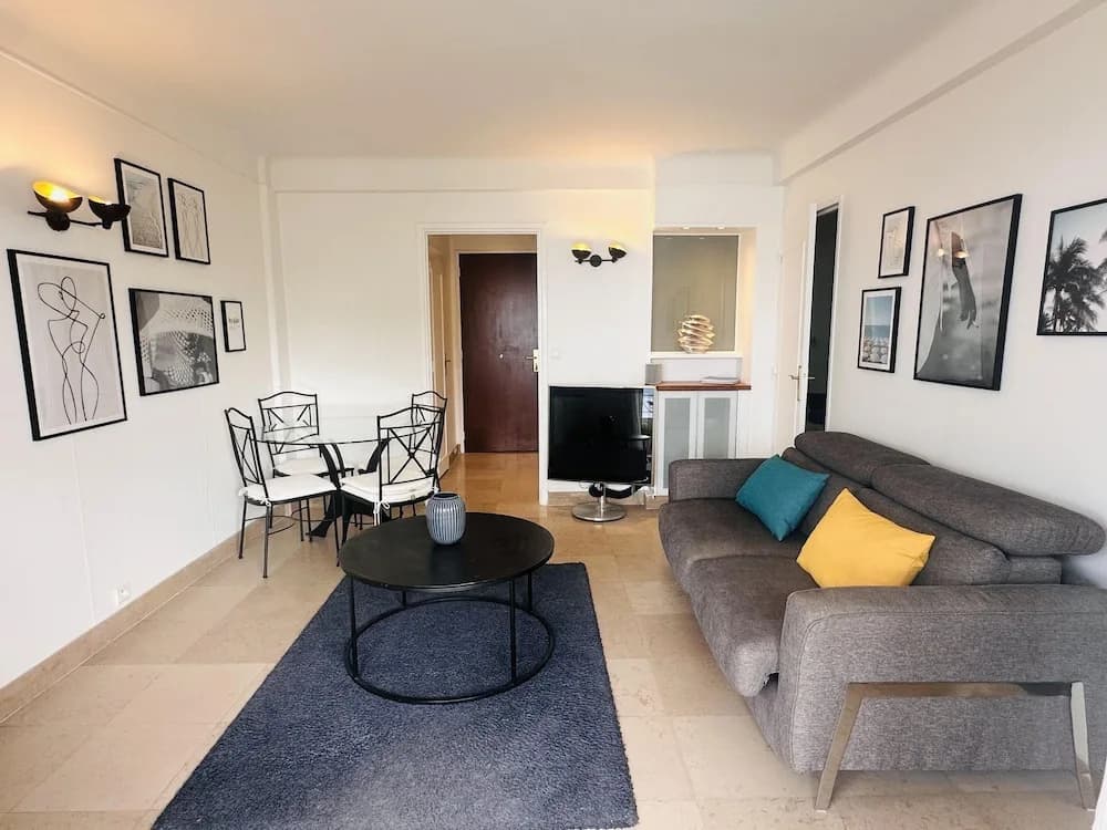 One Bedroom Apartment With a sea View Right by the Croisette Beaches and the Center of Cannes - 2287 - Miniature 7