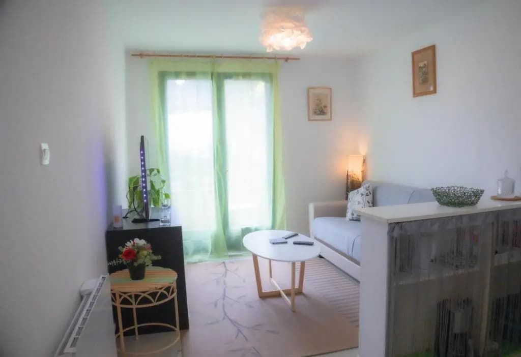 Superbe appartement avec parking prive et entrée autonome - Photo 2