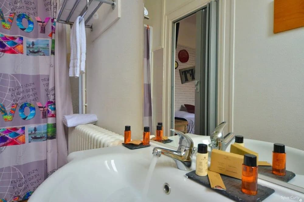 Hotel La Roseraie - Miniature 7