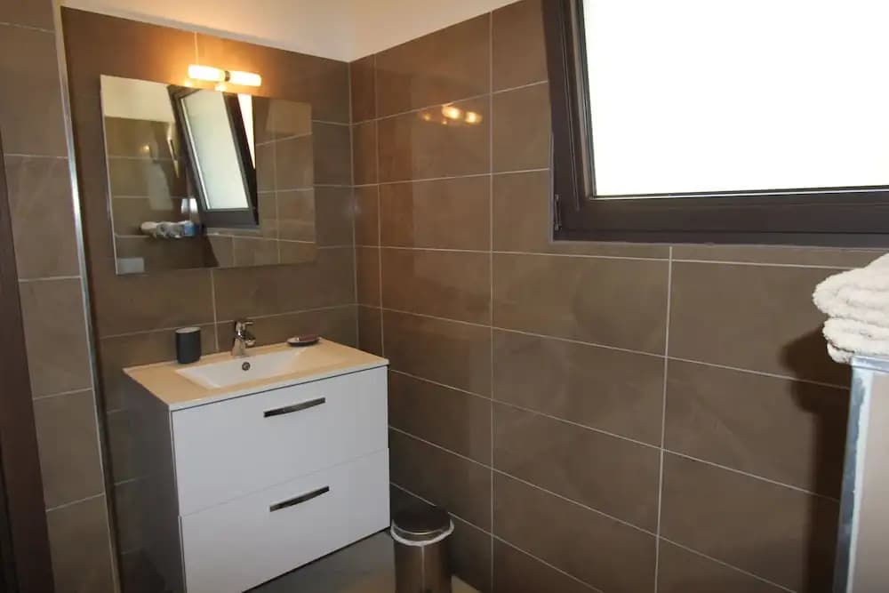 Bel Appartement Près du Port St Raphael - Photo 5