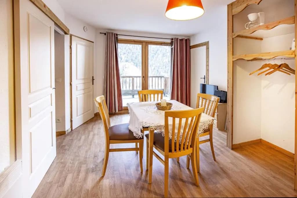 Le Hameau SPA & PISCINE appartement 2 pieces 4pers by Alpvision Residences - Photo 5