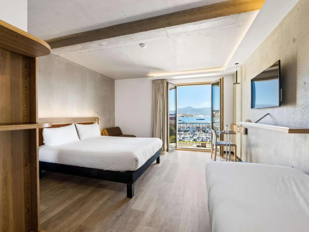ibis Styles Ajaccio Napoleon - Photo 2