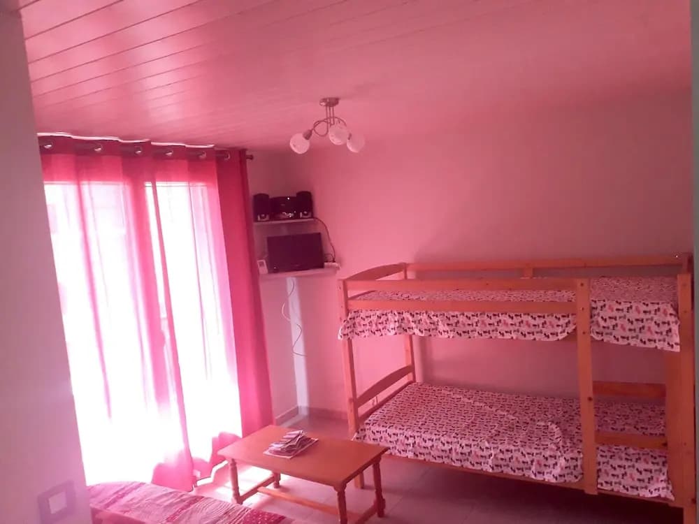 Apartment With one Bedroom in Métabief, With Pool Access and Balcony - - Photo 4