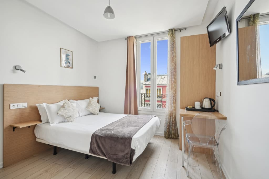 Hotel Le National Clichy Paris - Photo 3