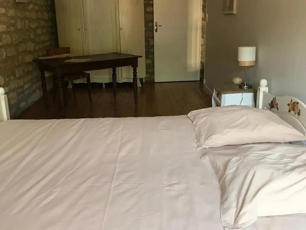 Gîte L'Isle-en-Rigault, 4 pièces, 6 personnes - FR-1-585-9 - Photo 2