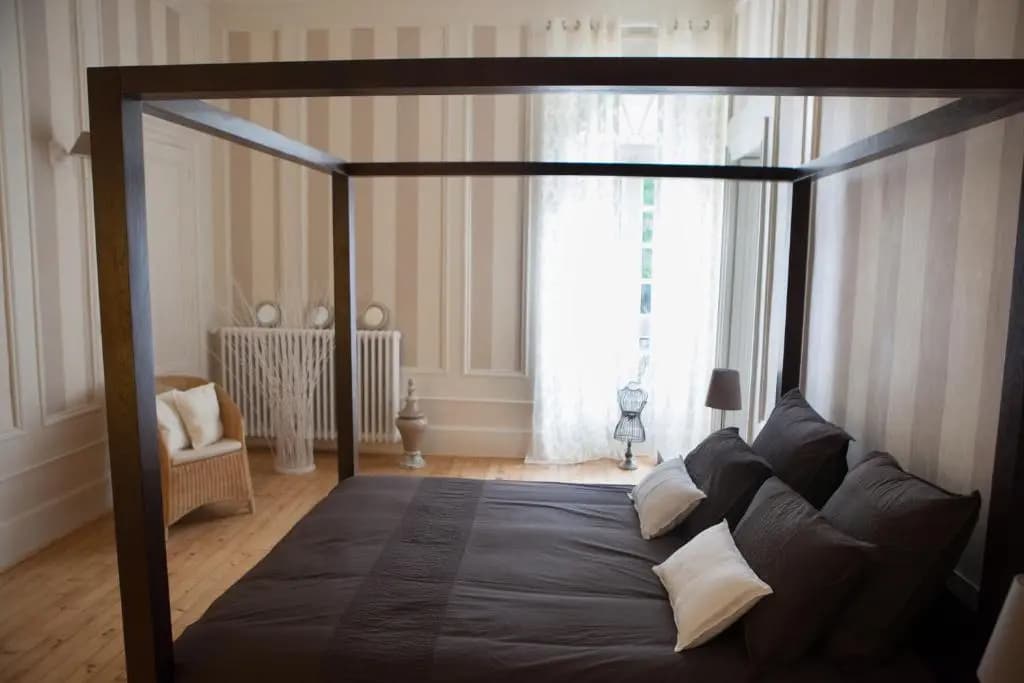 Chambres d'Hotes La Chartreuse des Eyres - Photo 2