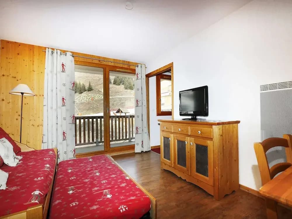 Apartment in Orcieres With Heated Pool - Photo 4
