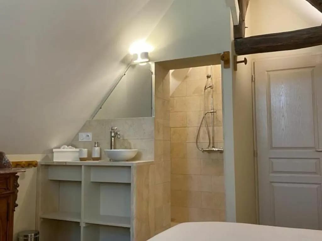 Gîte Ainay-le-Vieil, 3 pièces, 6 personnes - FR-1-586-7 - Photo 5