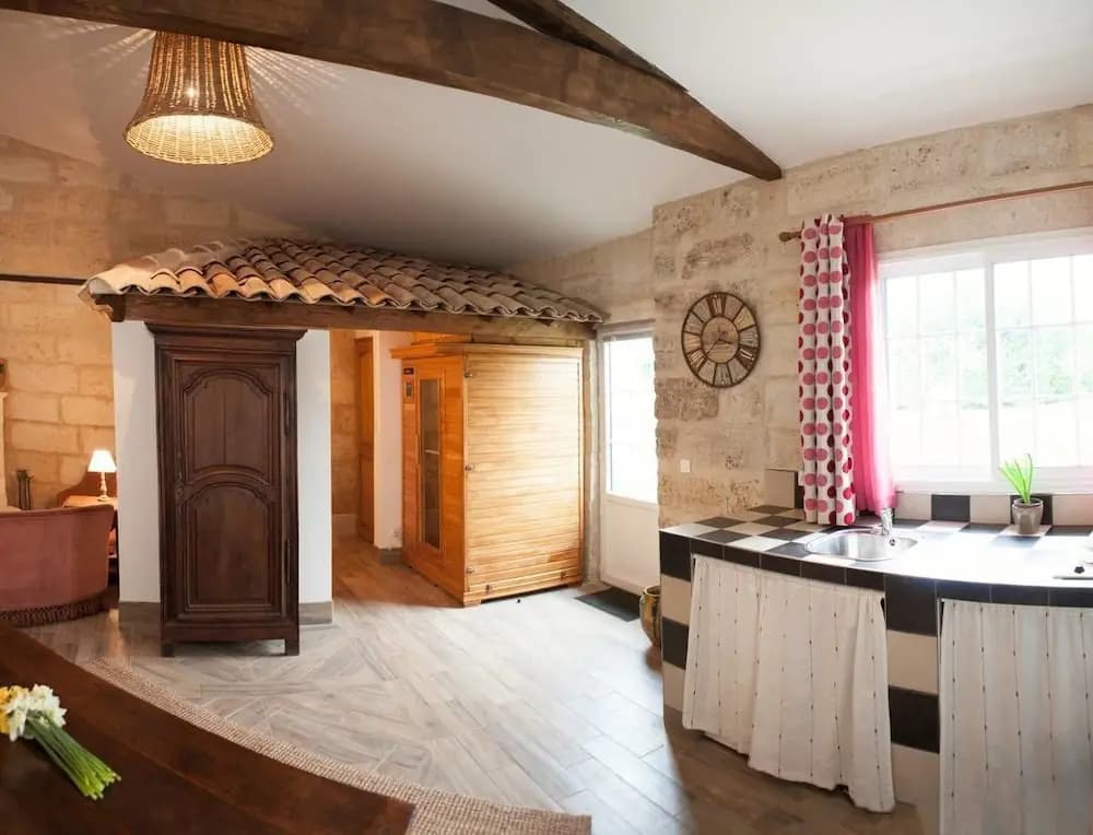 Château Latour Segur Suites & Spa - Photo 5