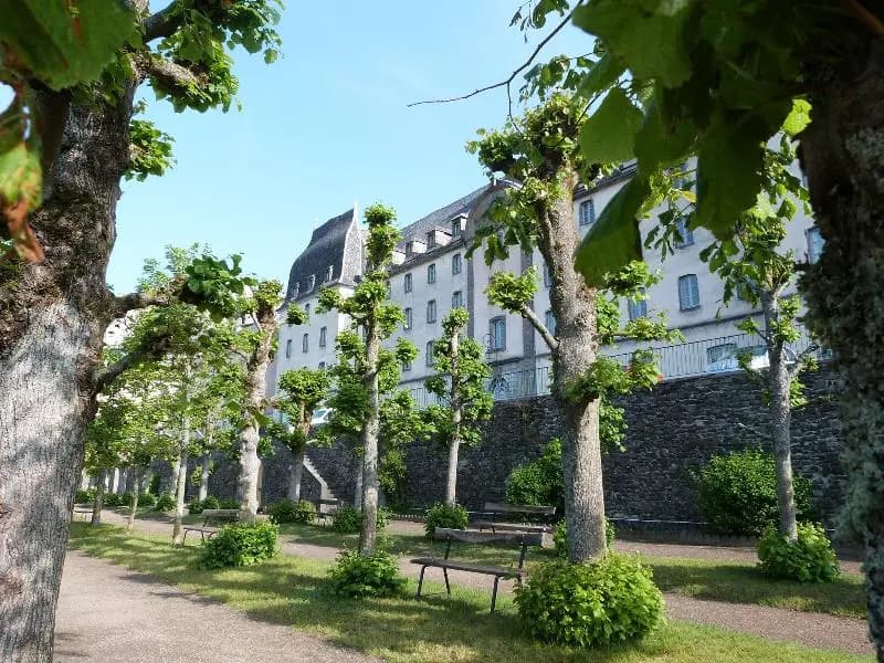 Hôtel-Restaurant les Planchettes - Photo 1