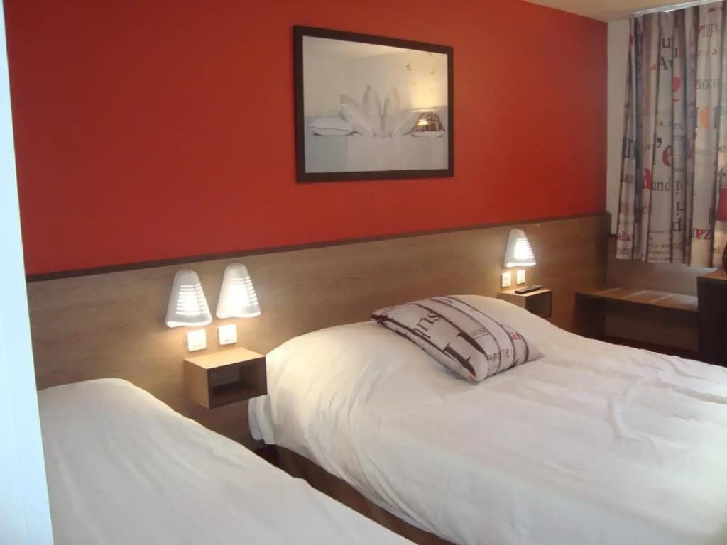 ACE Hotel Poitiers - Photo 4