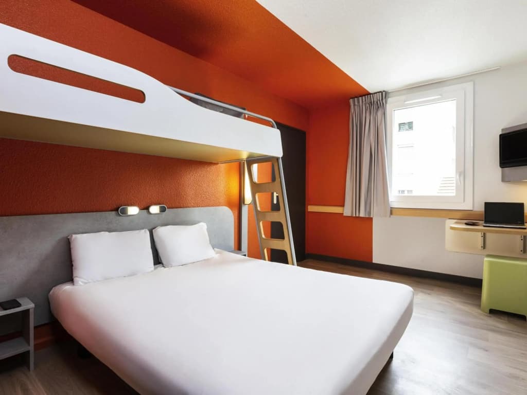ibis budget Paris Porte de Vincennes - Photo 3