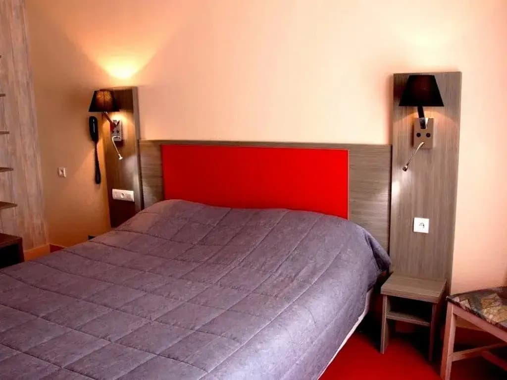 Hôtel Saint Hubert - Photo 5