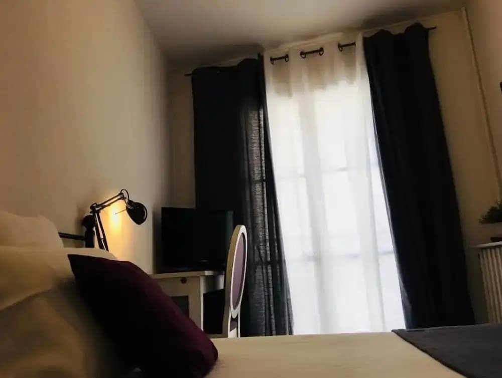 Hôtel Moderne - Photo 2
