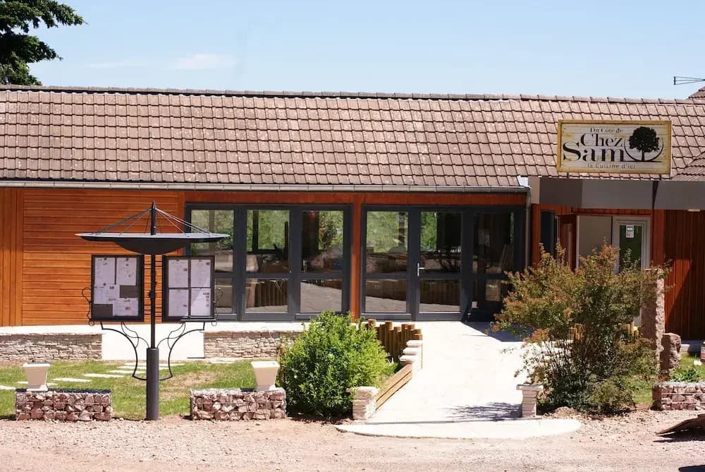 Chez Sam - Photo 1