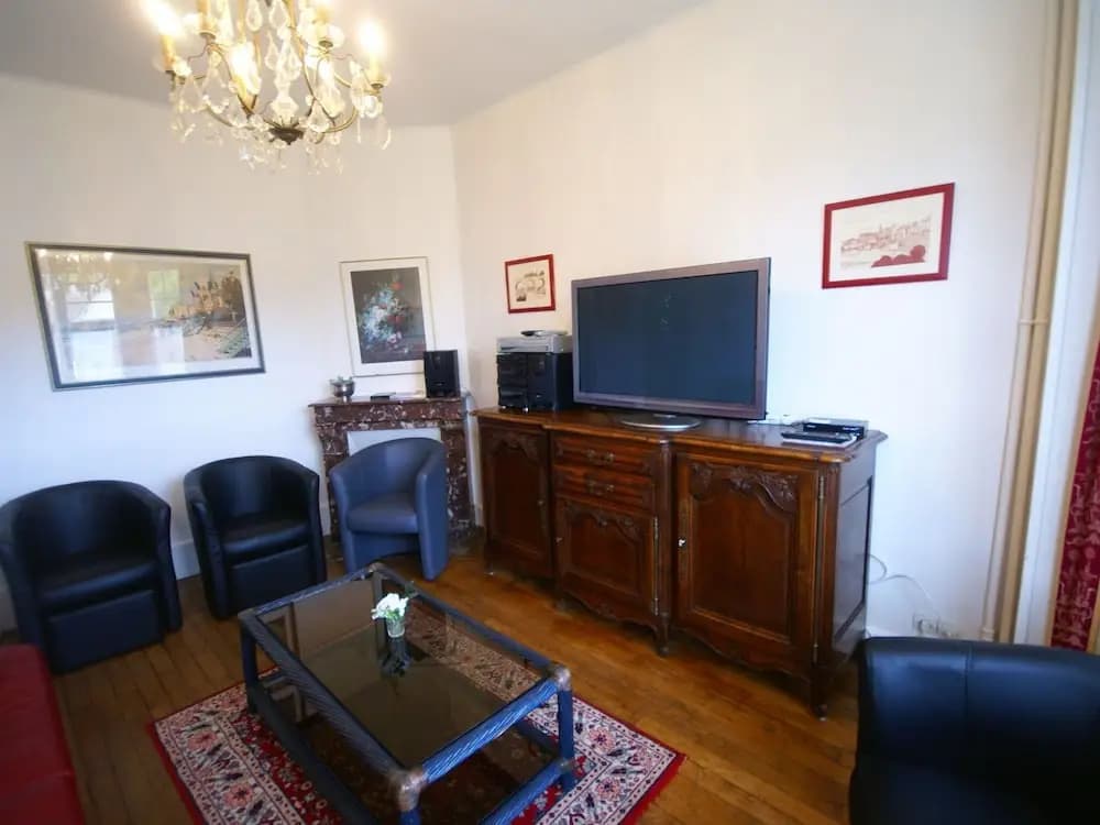 Lovely Child-friendly Villa in Bayeux - Photo 4