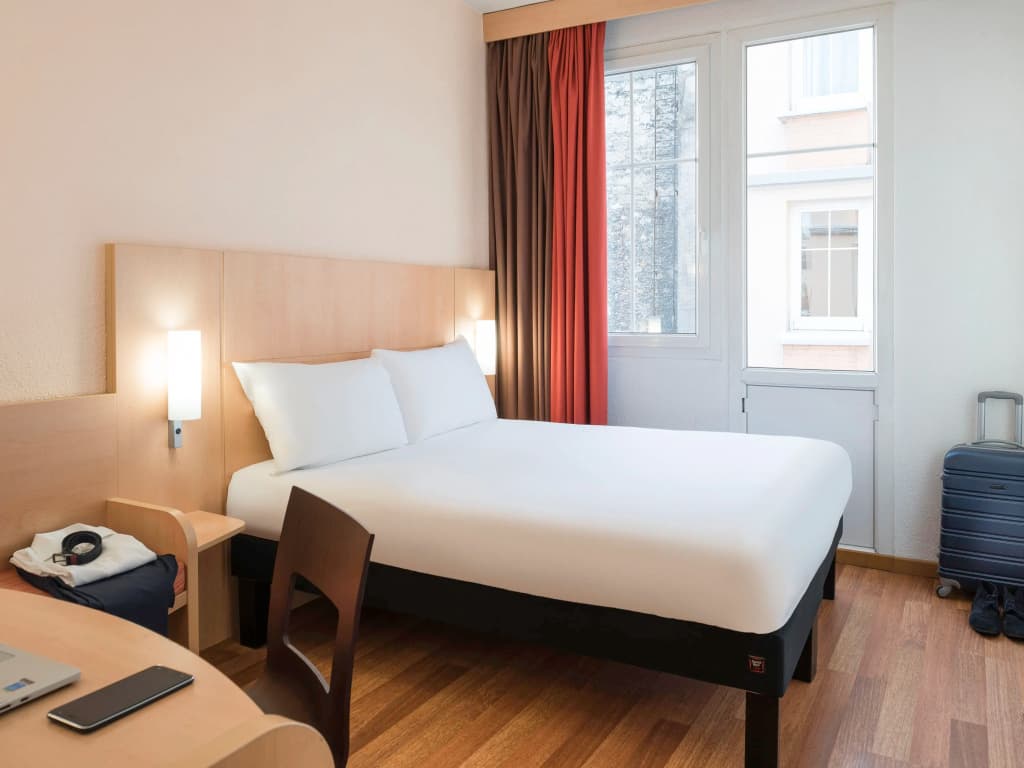 ibis Paris Ornano Montmartre Nord 18ème - Photo 4