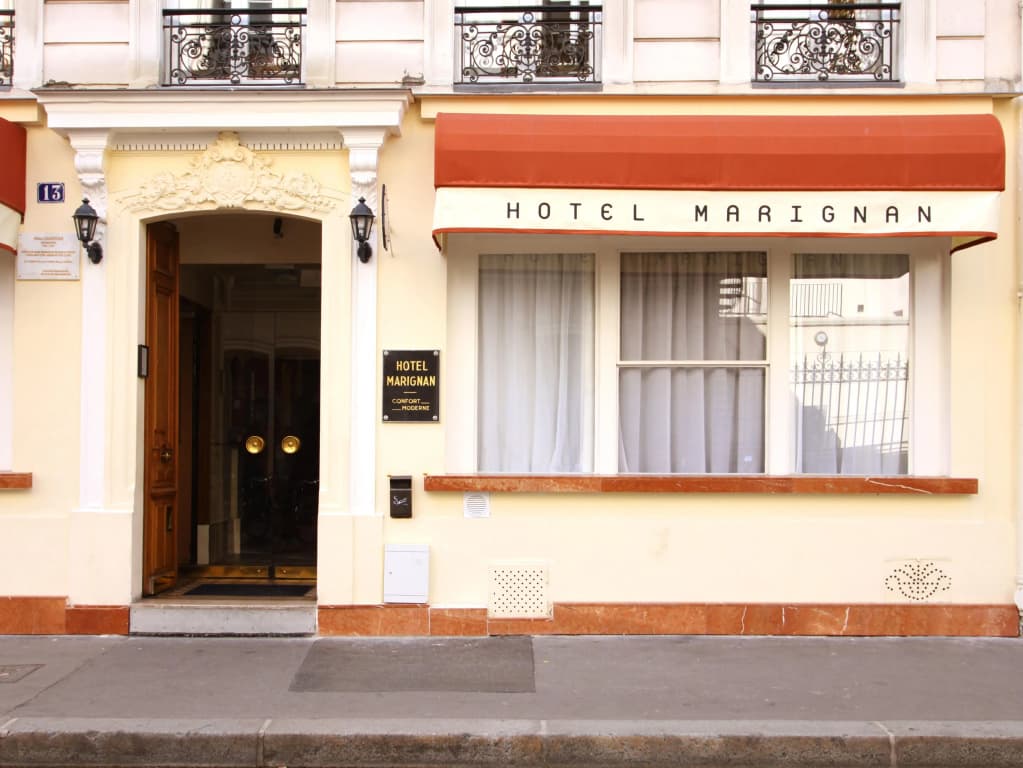 Hôtel Marignan - Photo 1