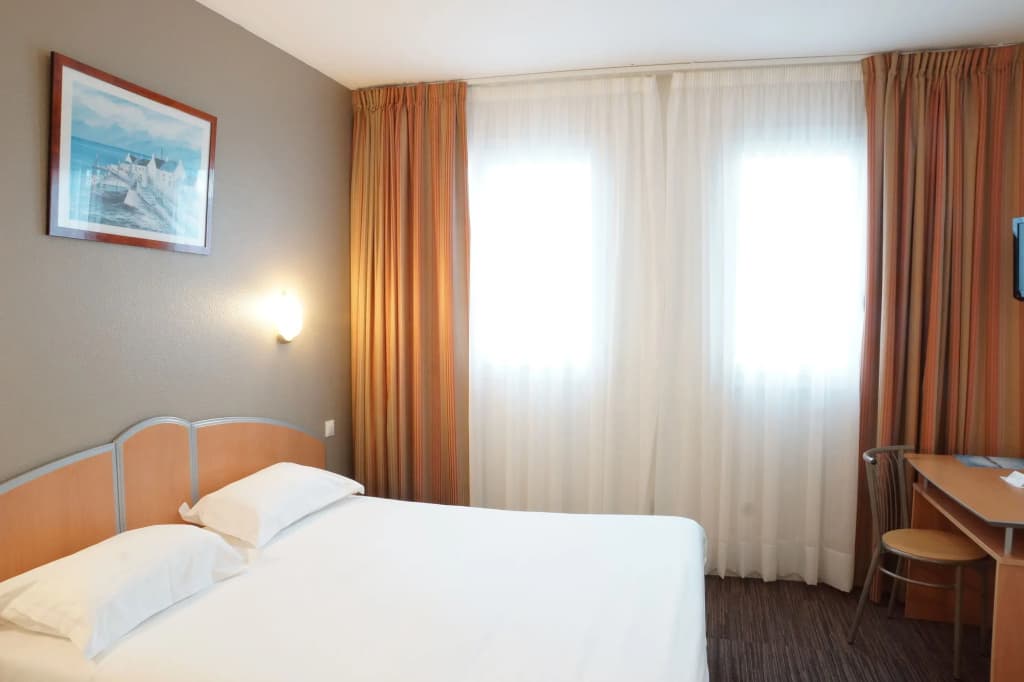Hotel le Jersey - Photo 1