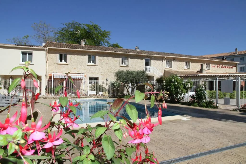 Hôtel Le Saint Germain - Photo 1