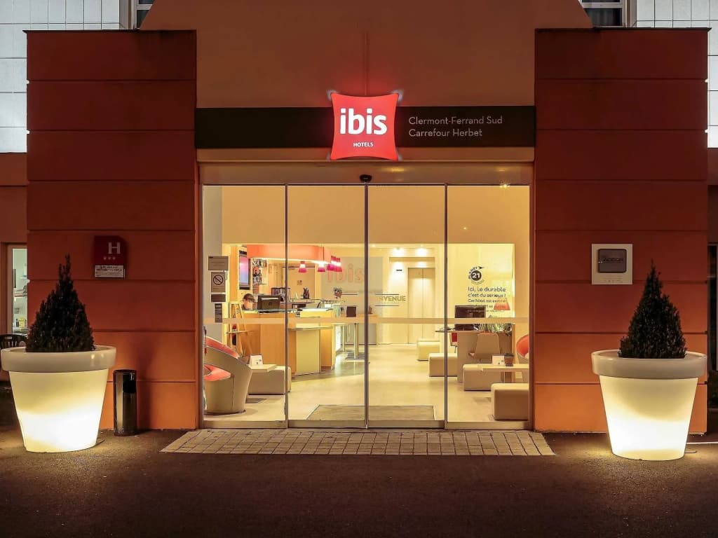 Ibis Clermont Ferrand A71 A75 La Meridienne - Photo 1