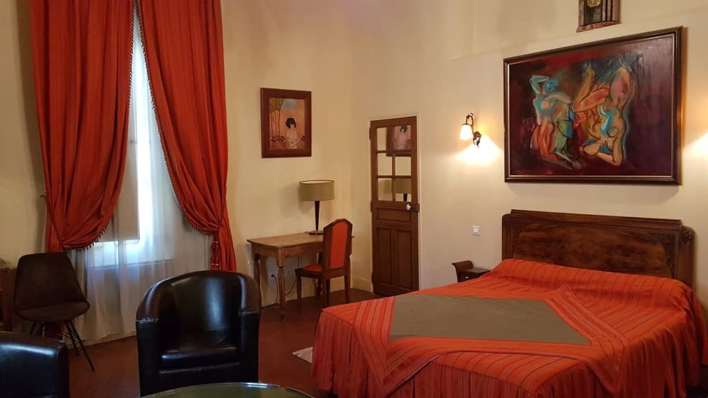 Hôtel Cardinal - Photo 2