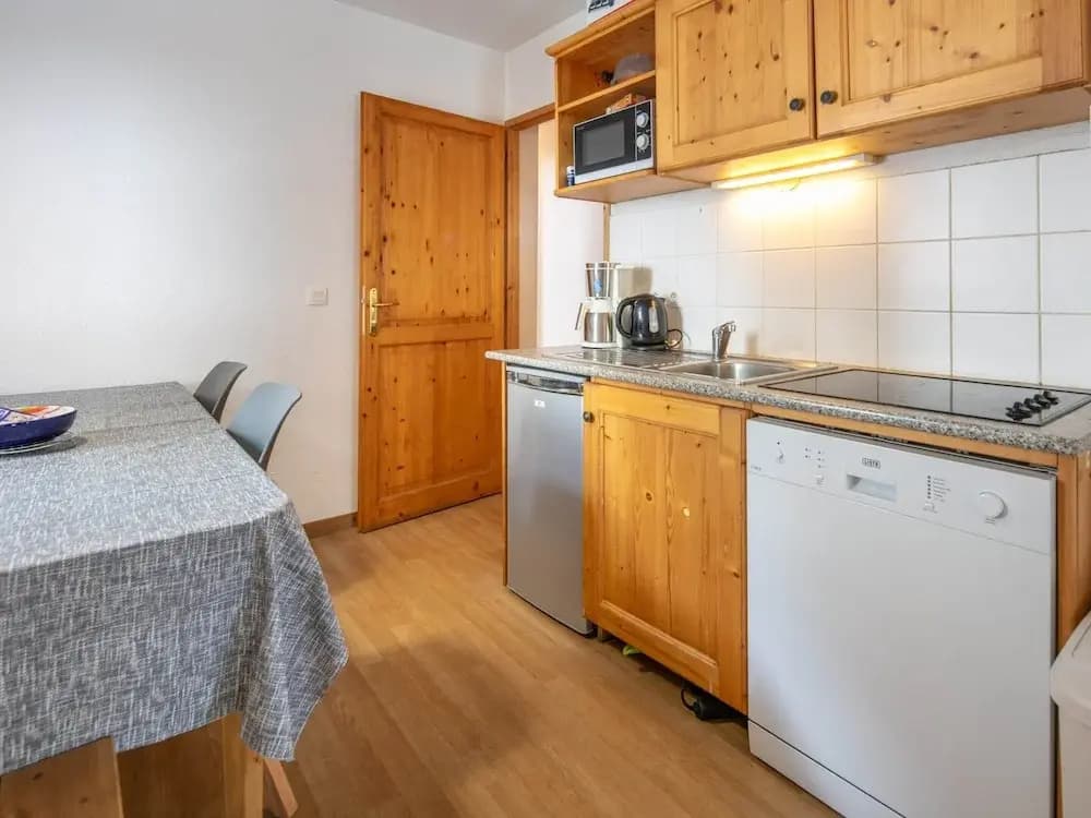 Apartment in Saint-sorlin Near Ski Slopes - Miniature 7