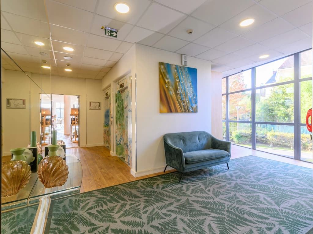 Residhome Neuilly Bords de Marne - Photo 2