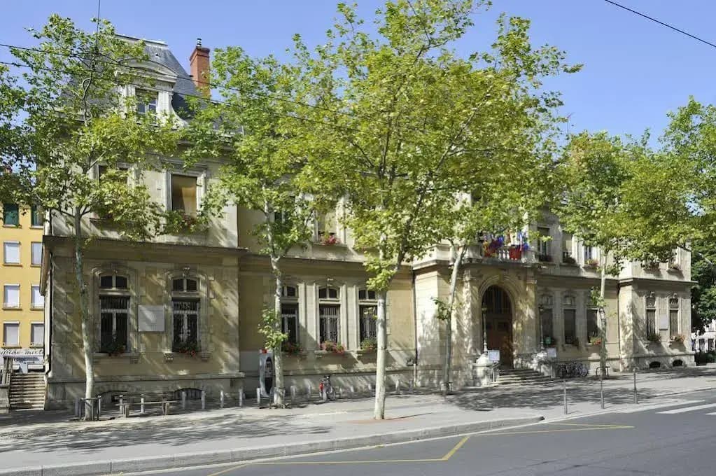 Ozanam - Photo 1