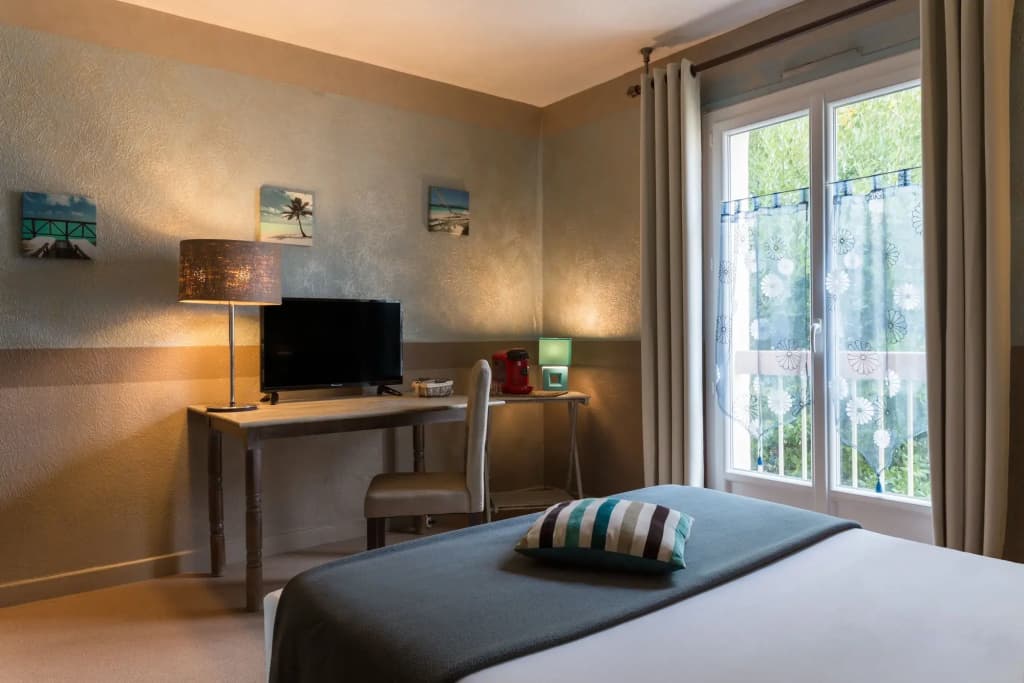 Logis Hôtel Médiéval, Montélimar Nord - Photo 5