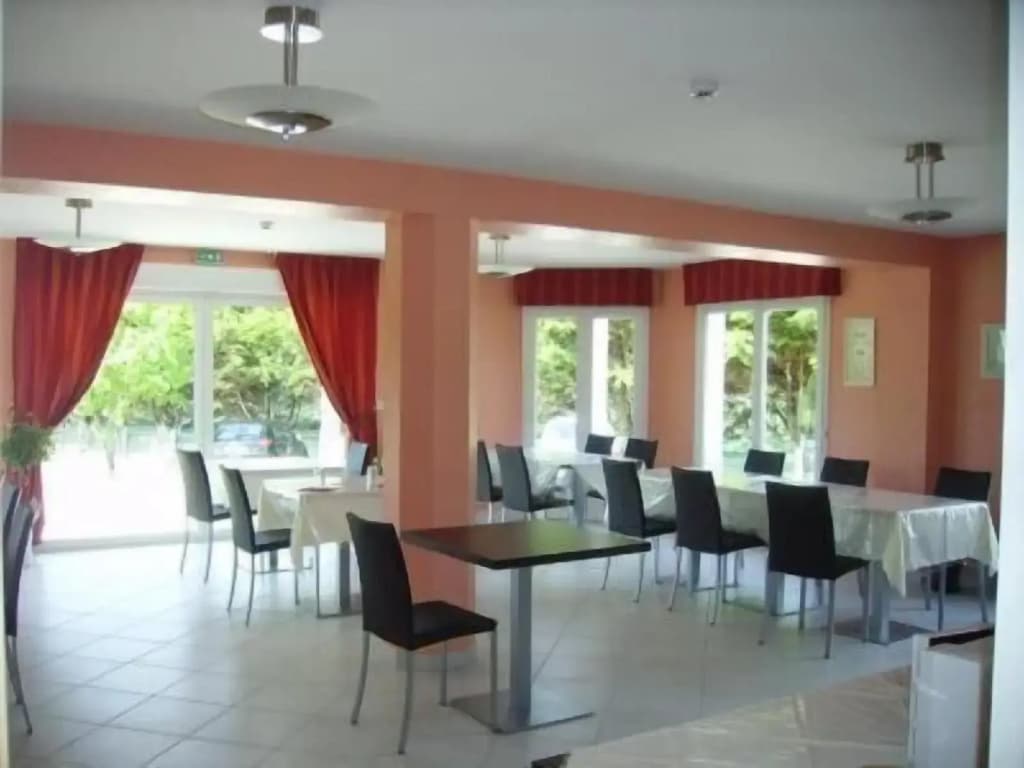 Hotel Orée des Châteaux - Miniature 7
