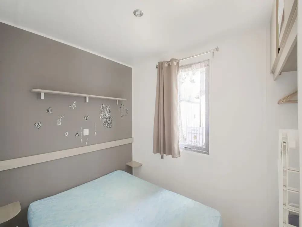 Swanky Mobile Home in Saint Jean de Monts Near Seabeach - Photo 5