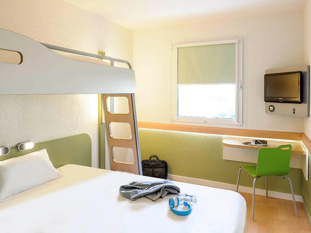 ibis budget Lille Ronchin - Photo 3