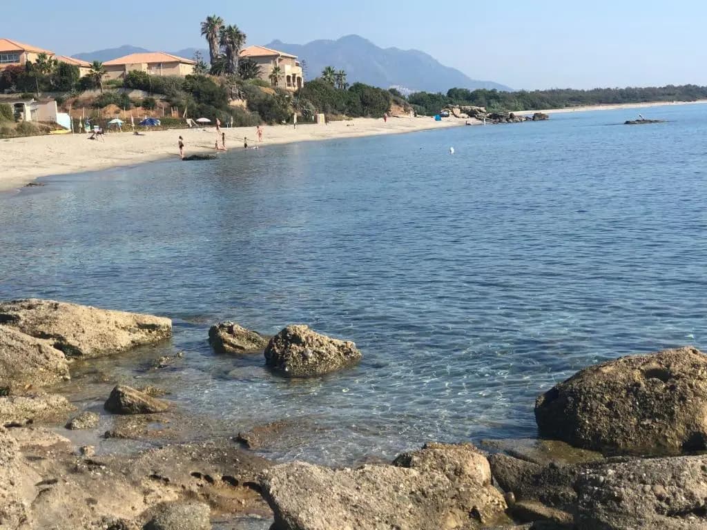 La Corse tranquille 300m de la plage et piscine - Miniature 6
