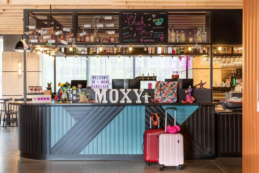 Moxy Bordeaux Hotel - Photo 4